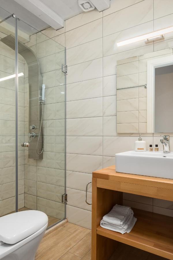 Ereikoussa Reiki Apartments מראה חיצוני תמונה