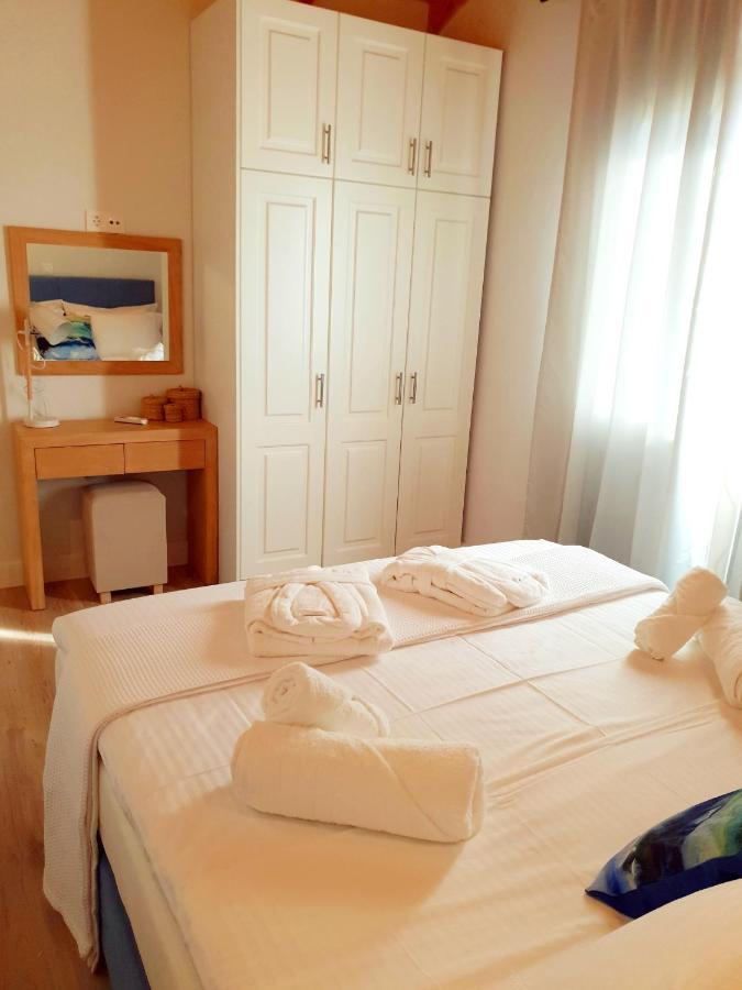 Ereikoussa Reiki Apartments מראה חיצוני תמונה